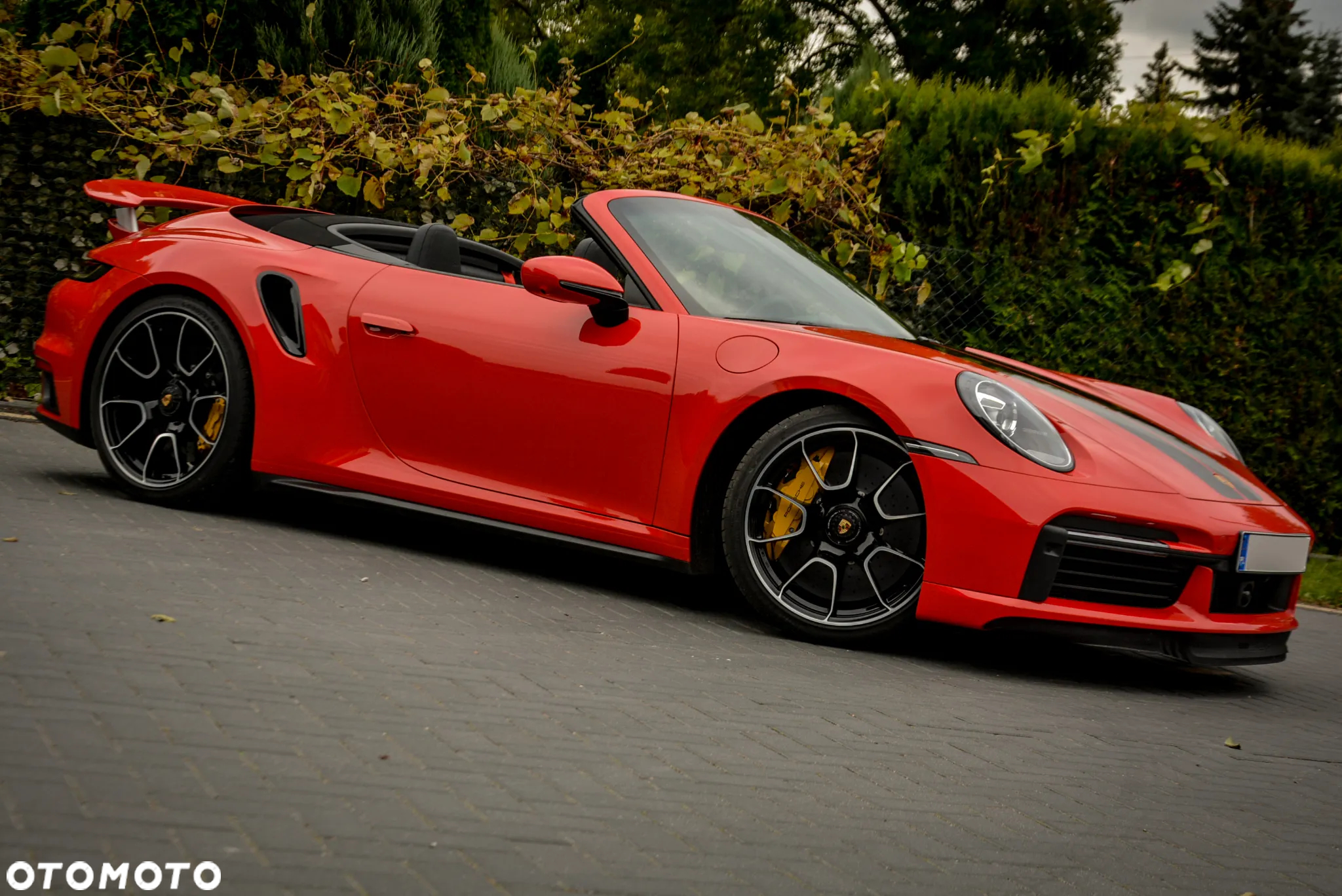 Porsche 911 Carrera Turbo S Cabrio - 13