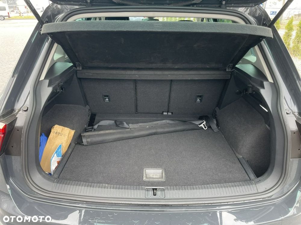 Volkswagen Tiguan 2.0 TDI SCR 4Mot Life DSG - 17