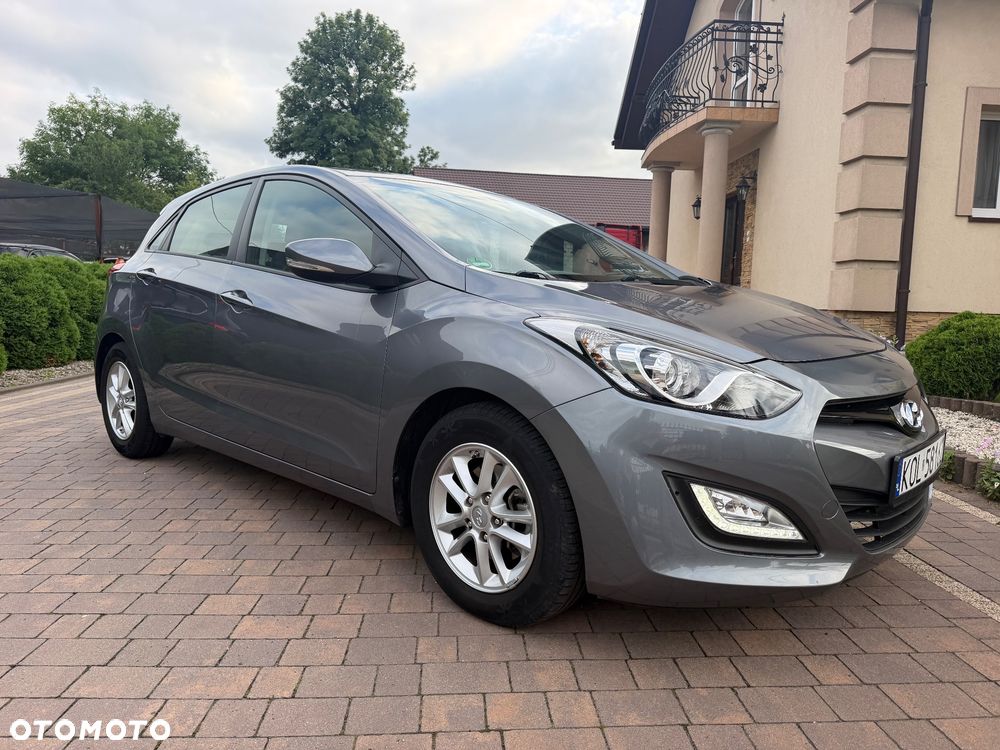 Hyundai i30 i30cw 1.6 Automatik Trend - 14