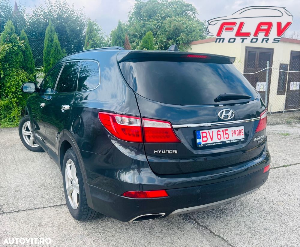 Hyundai Grand Santa Fe 2.2 CRDi 4WD Automatik Luxury - 4