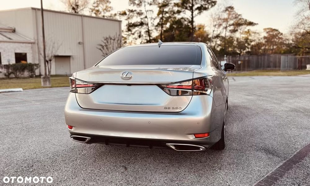 Lexus GS - 3