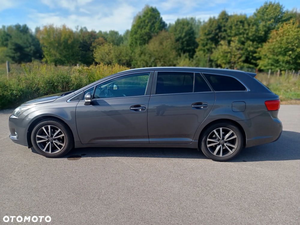 Toyota Avensis 1.8 Edition (2014) - 8