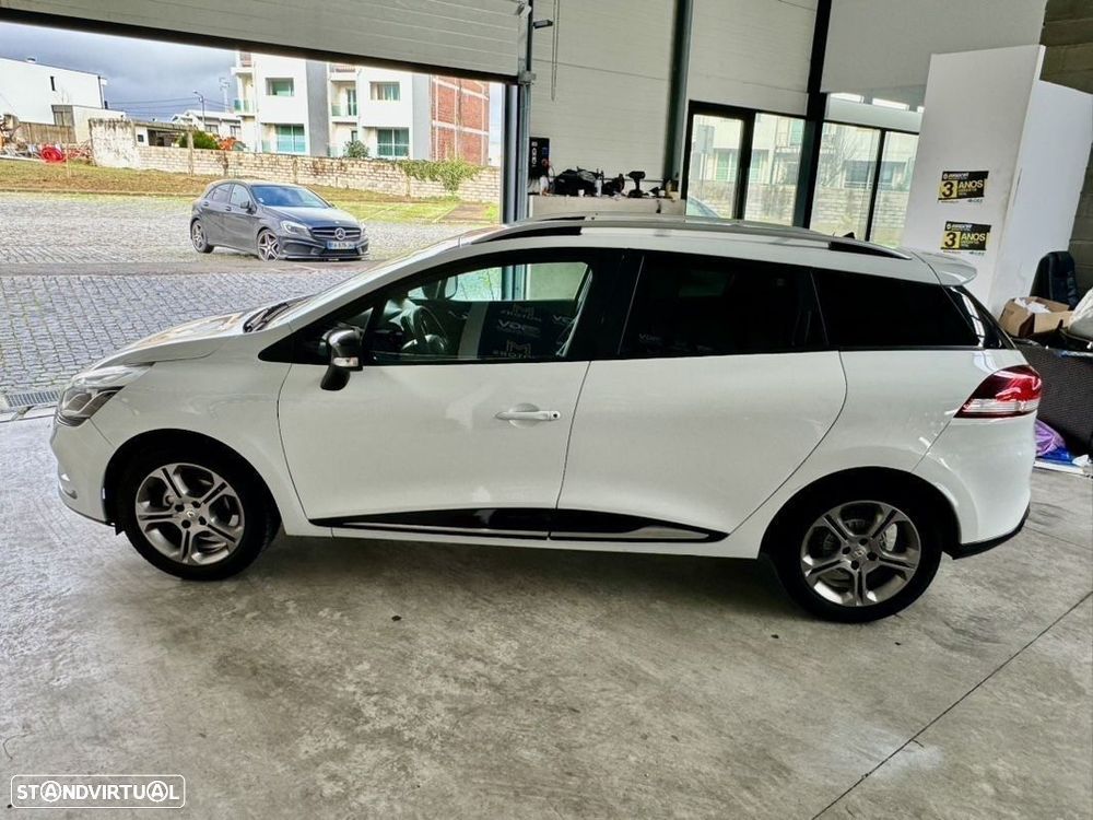 Renault Clio Sport Tourer 1.5 dCi Zen - 27