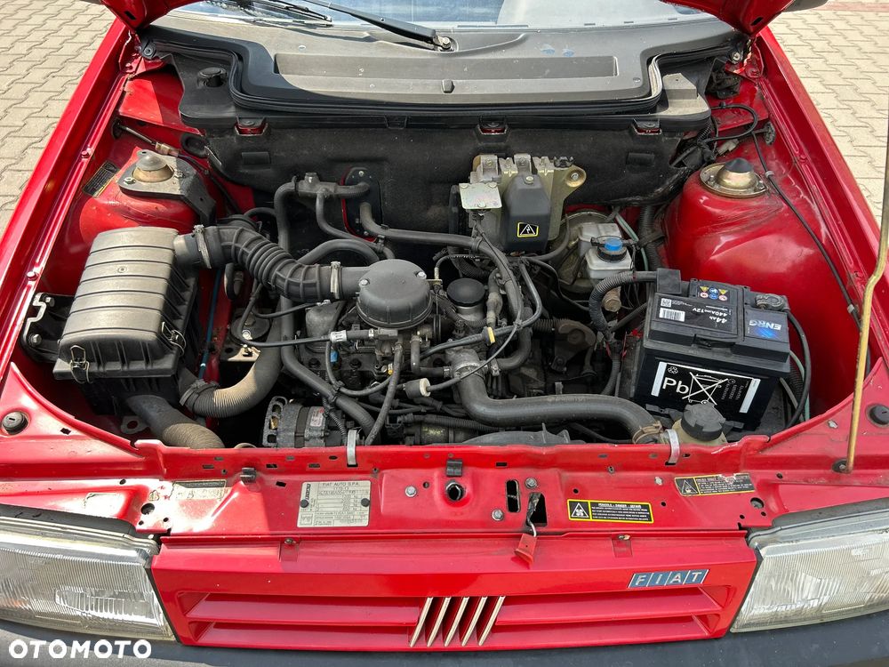 Fiat Uno 899 - 10