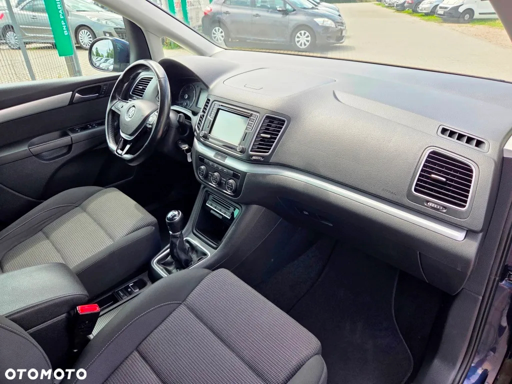 Volkswagen Sharan 2.0 TDI (BlueMotion Technology) Comfortline - 31