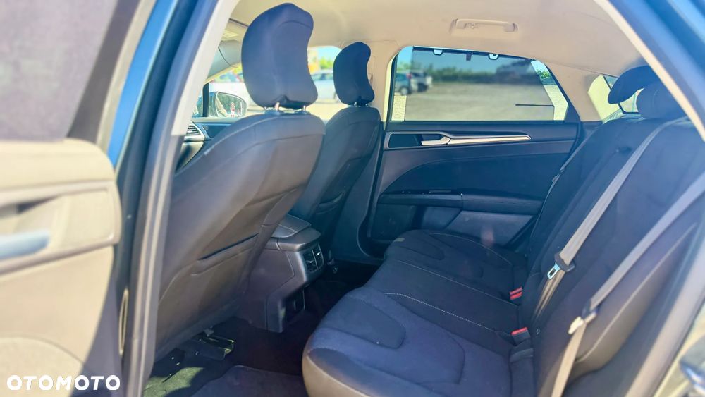 Ford Mondeo 2.0 TDCi Titanium - 11