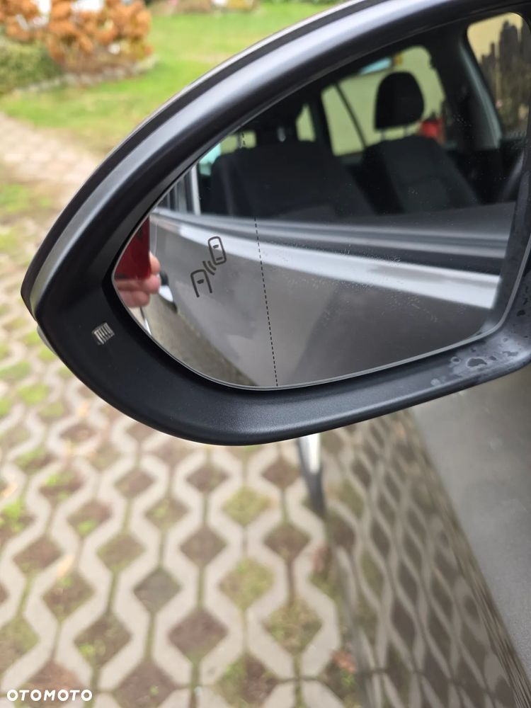 Volkswagen Golf Sportsvan VII SV 2.0 TDI BMT Highline - 16