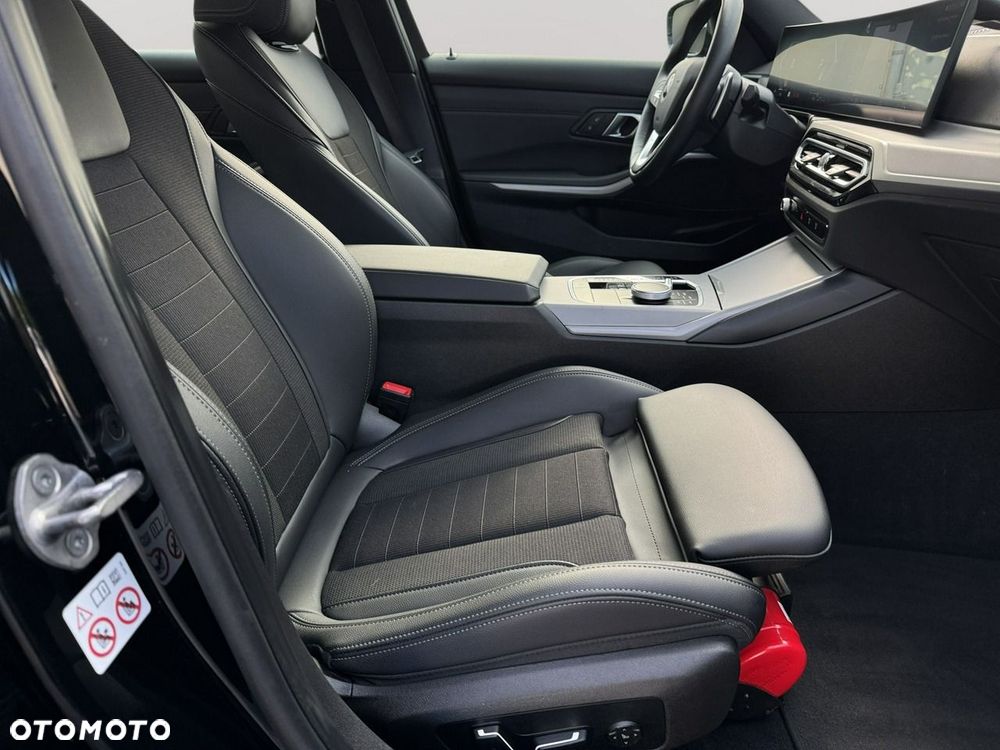 BMW Seria 3 318i - 30