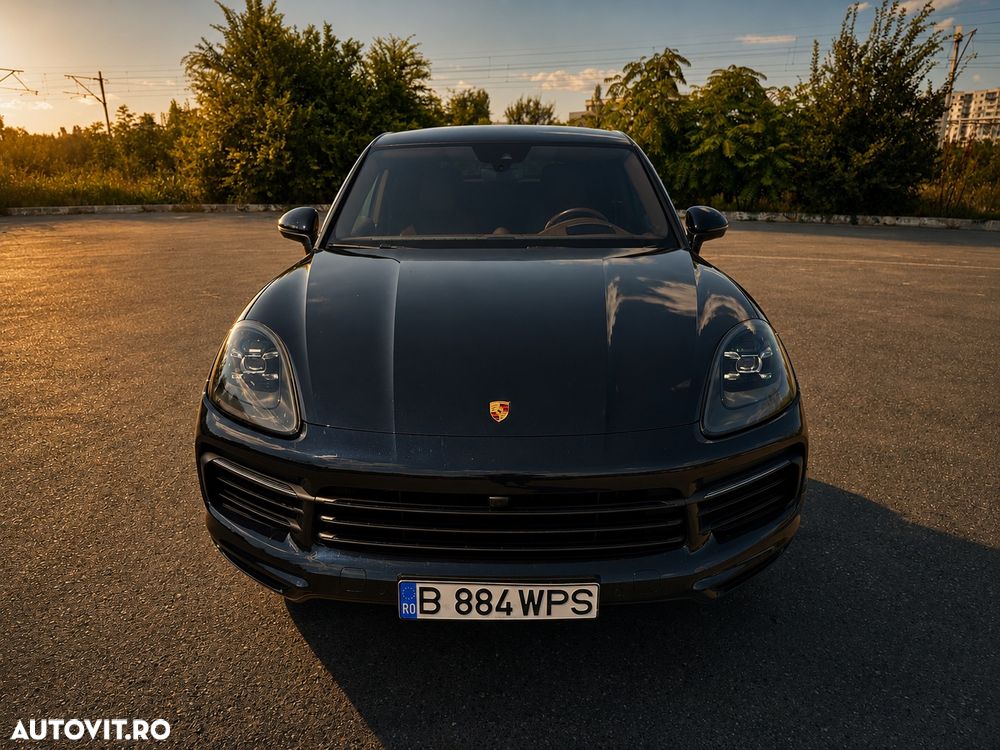 Porsche Cayenne Standard - 2