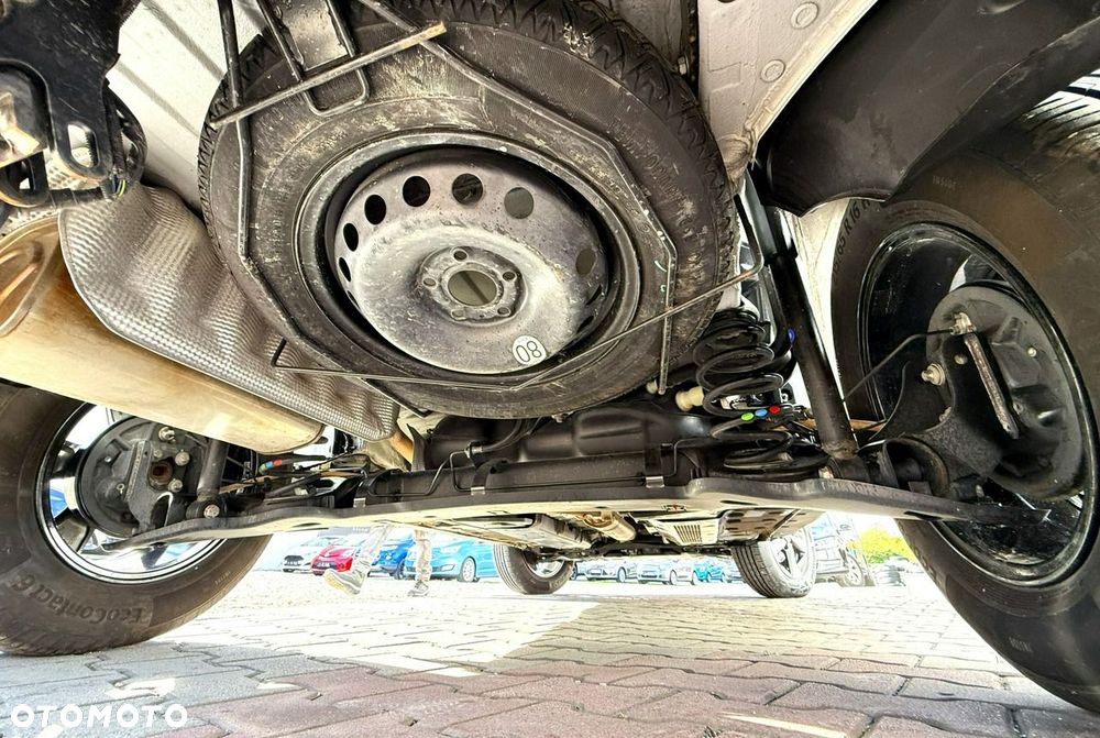 Dacia Duster 1.3 TCe FAP SL Look EU6d - 35