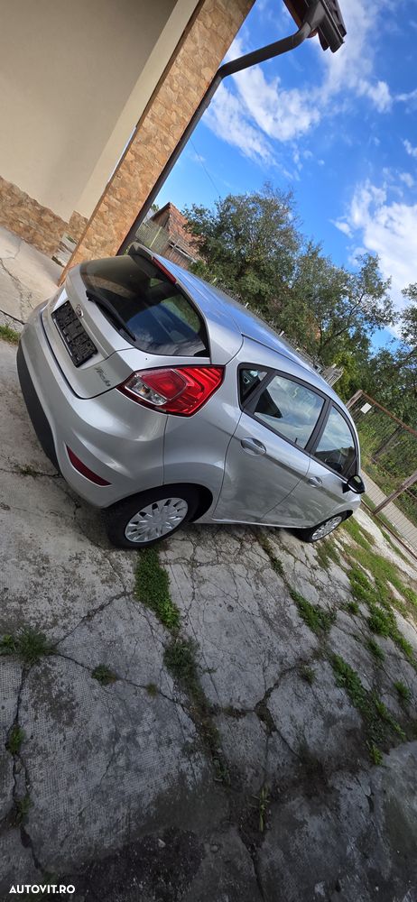 Ford Fiesta - 5