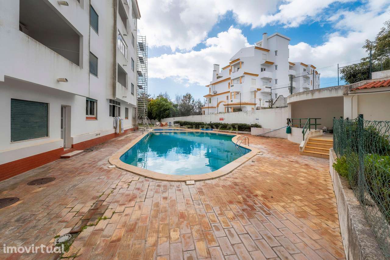 Apartamento T4 com garagem em condomínio com piscina no centro de Albu - Grande imagem: 3/25