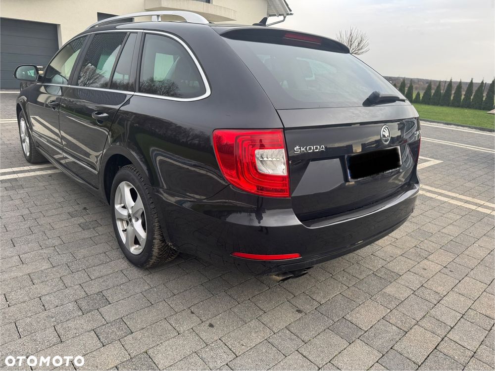 Skoda Superb 2.0 TDI Elegance - 6