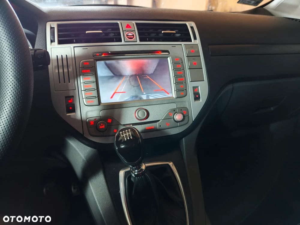 Ford Kuga 2.0 TDCi Titanium - 17