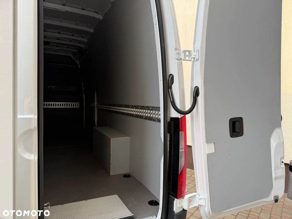 Mercedes-Benz Sprinter L3H2 Winda - 19
