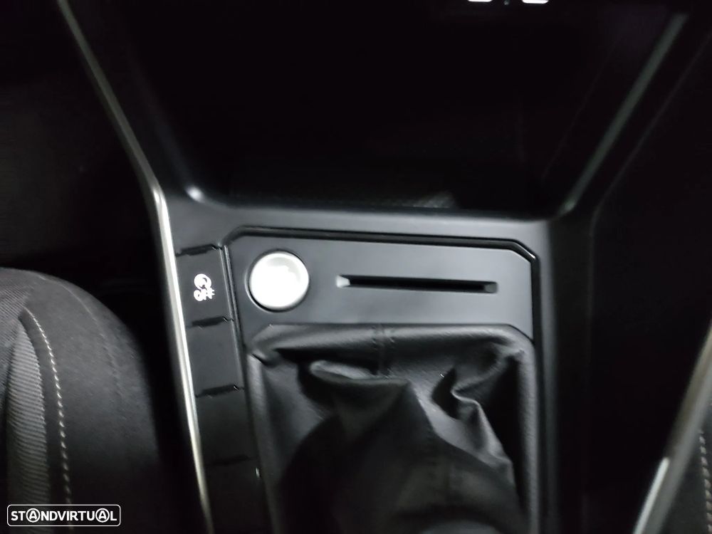 VW Taigo 1.0 TSI Urban - 16