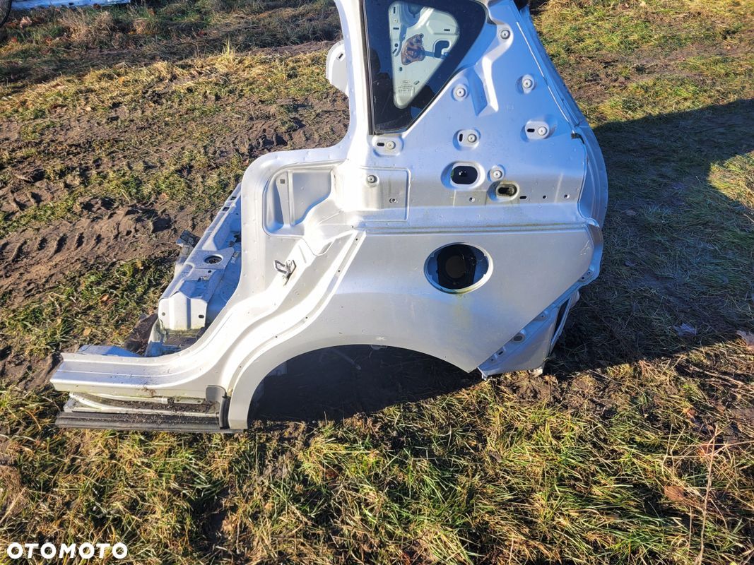 Ford B max ćwiartka lewa tył tylna błotnik - 1