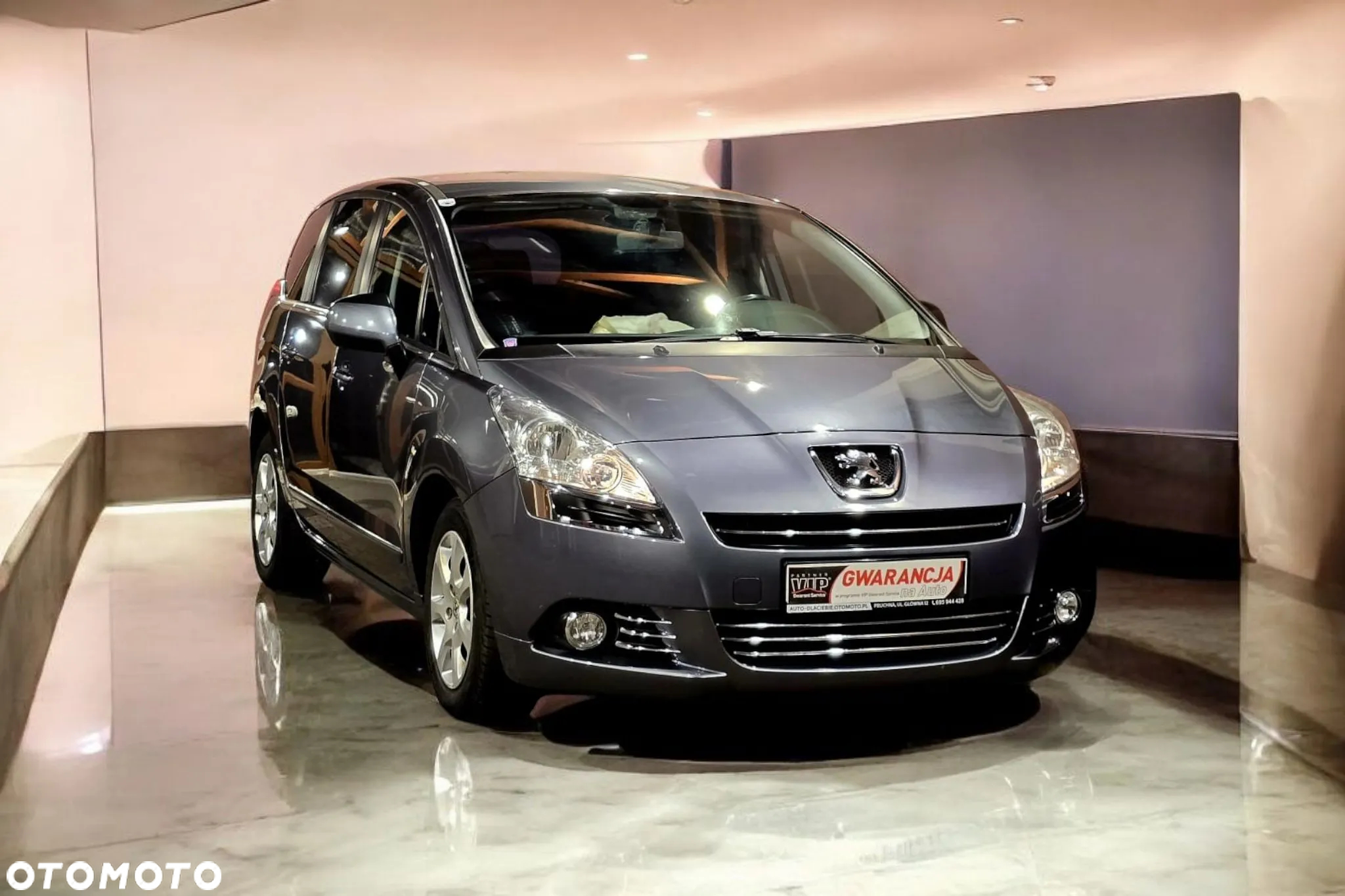 Peugeot 5008 1.6 HDi Family 7os - 4