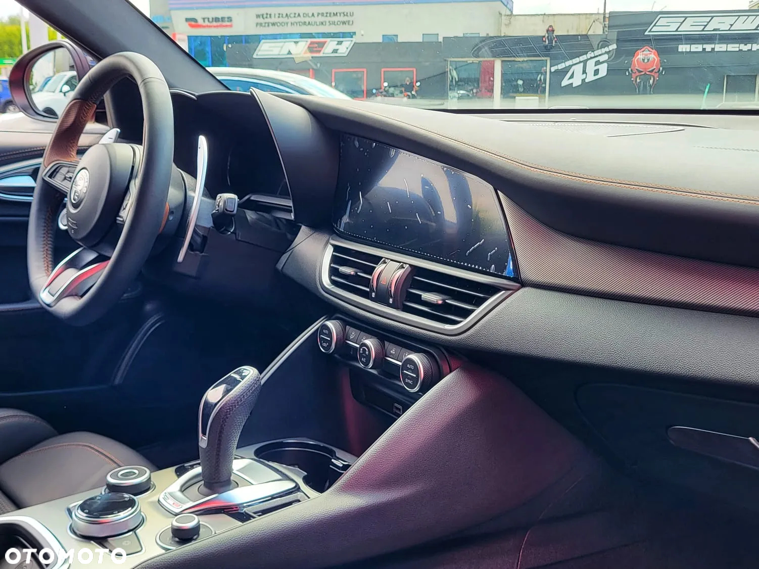 Alfa Romeo Giulia 2.0 Turbo Intensa Q4 - 13