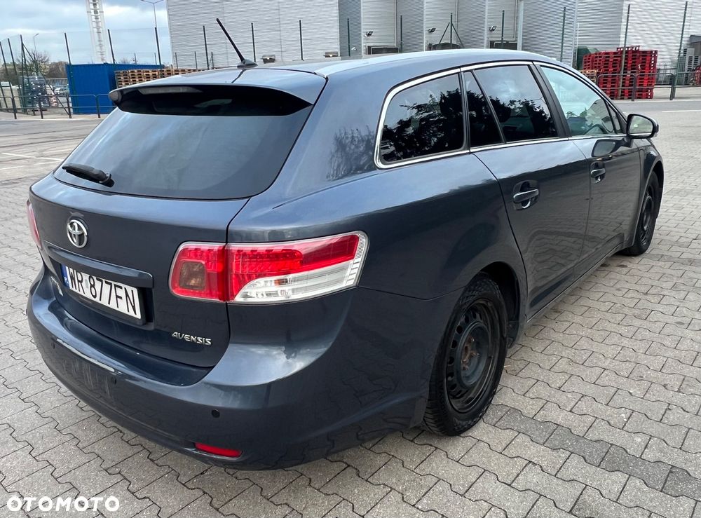 Toyota Avensis 2.0 D-4D 2010 - 4