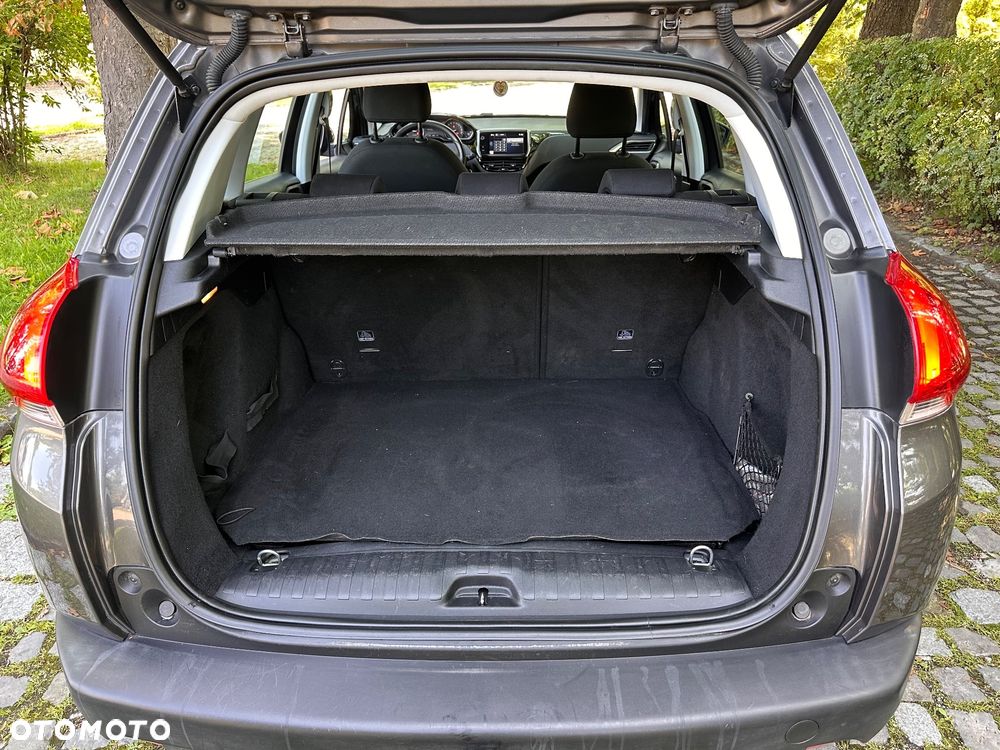 Peugeot 2008 1.2 Pure Tech Active S&S - 7