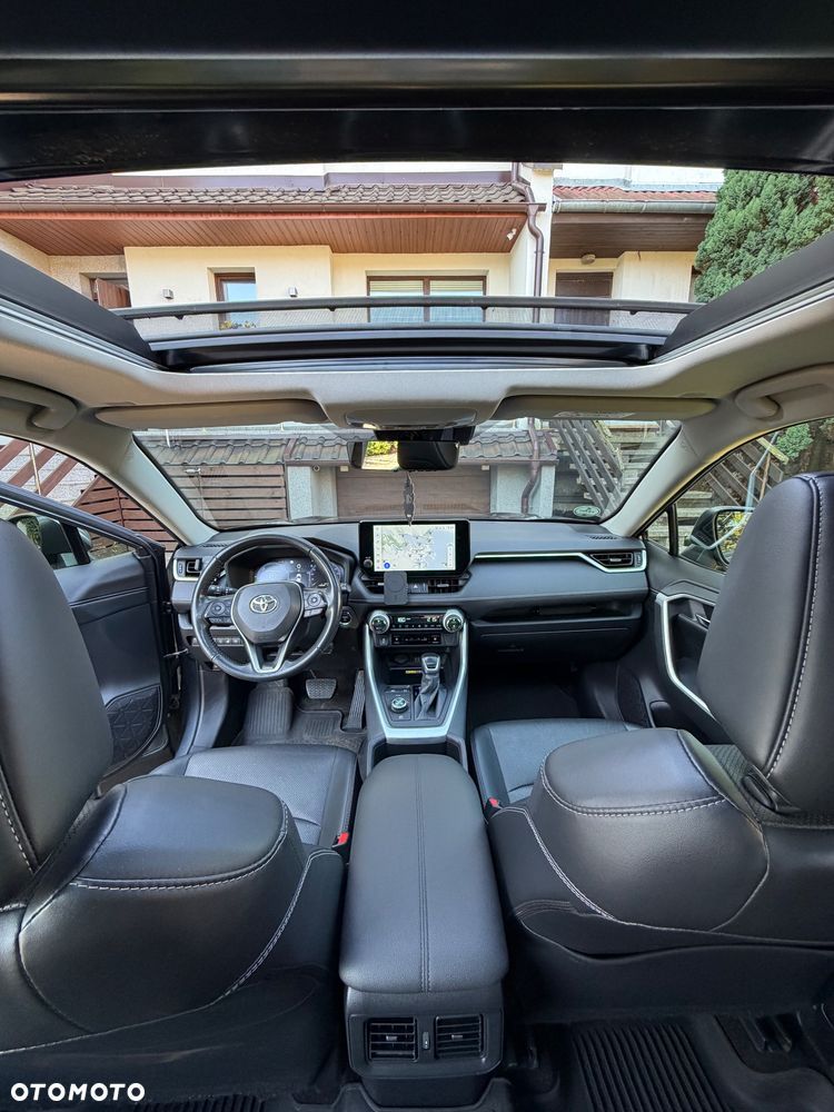 Toyota RAV4 - 9