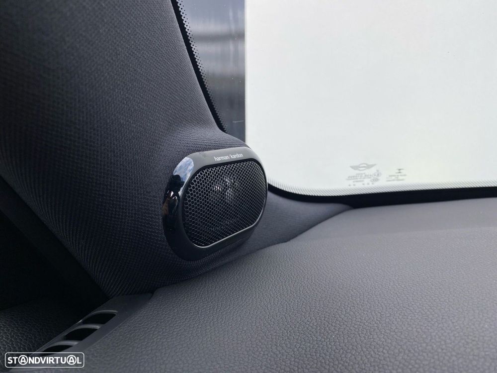 MINI 3 Portas Cooper SE Premium Yours - 13