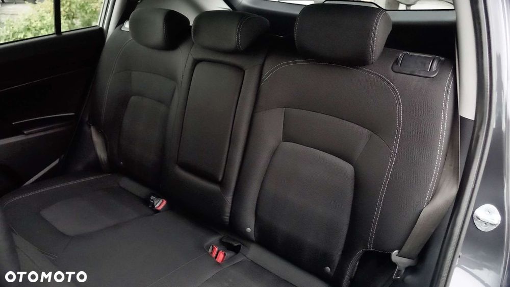 Kia Sportage 1.7 CRDI M 2WD - 25