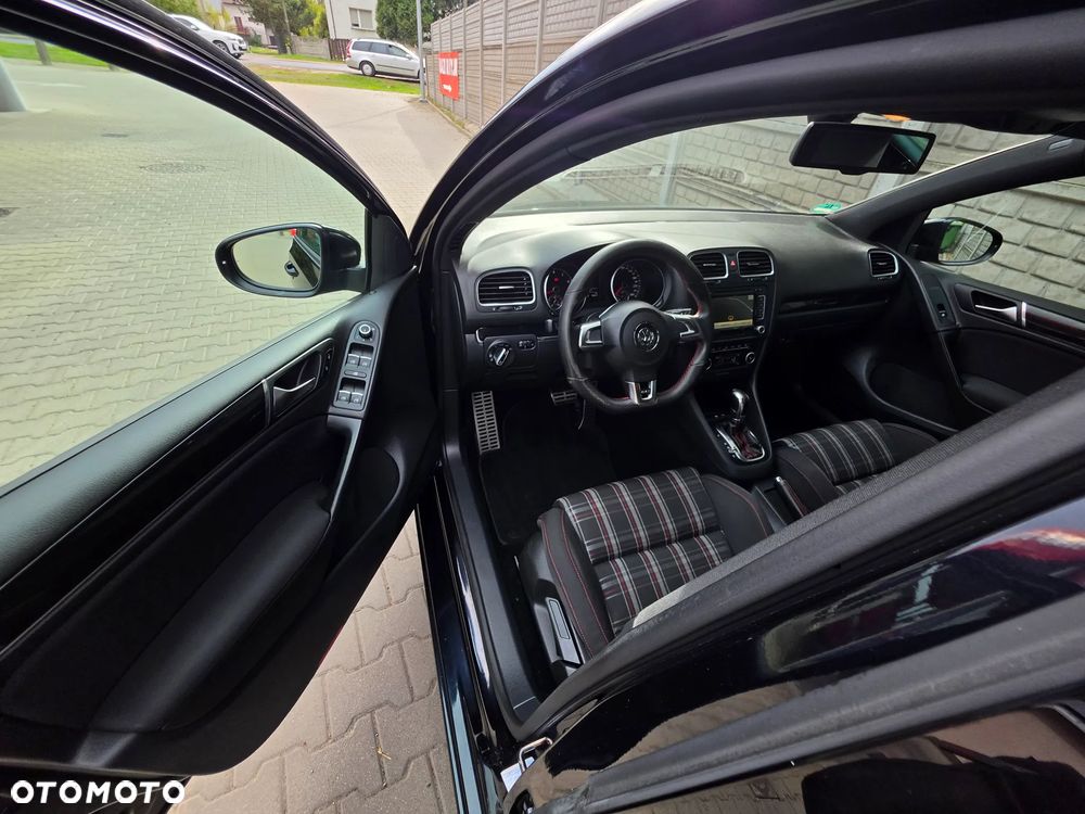 Volkswagen Golf - 9