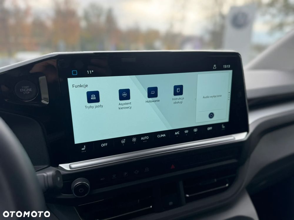 Volkswagen Caravelle - 17