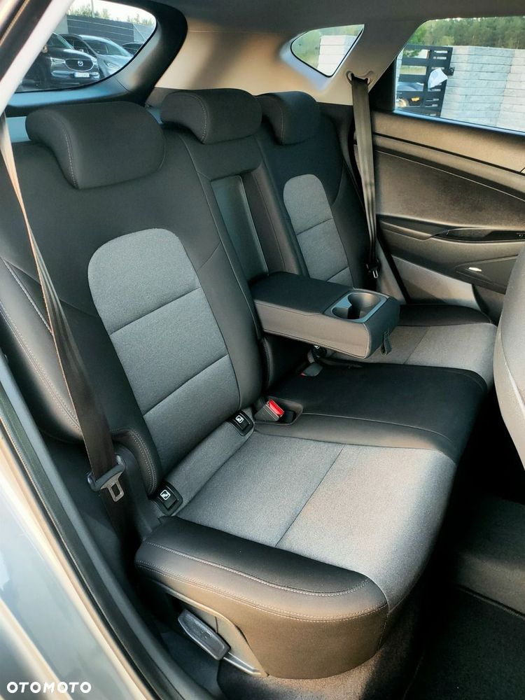 Hyundai Tucson - 16