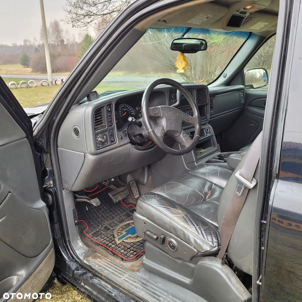 Chevrolet Avalanche 5.3 LS - 5