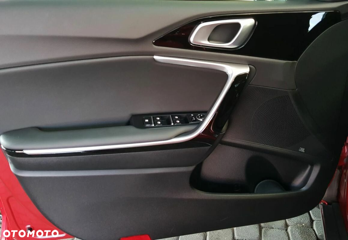 Kia XCeed 1.5 T-GDI Business Line DCT - 10
