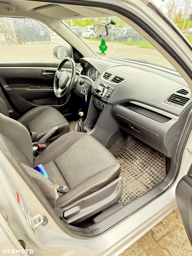 Suzuki Swift 1.2 30 Jahre - 13