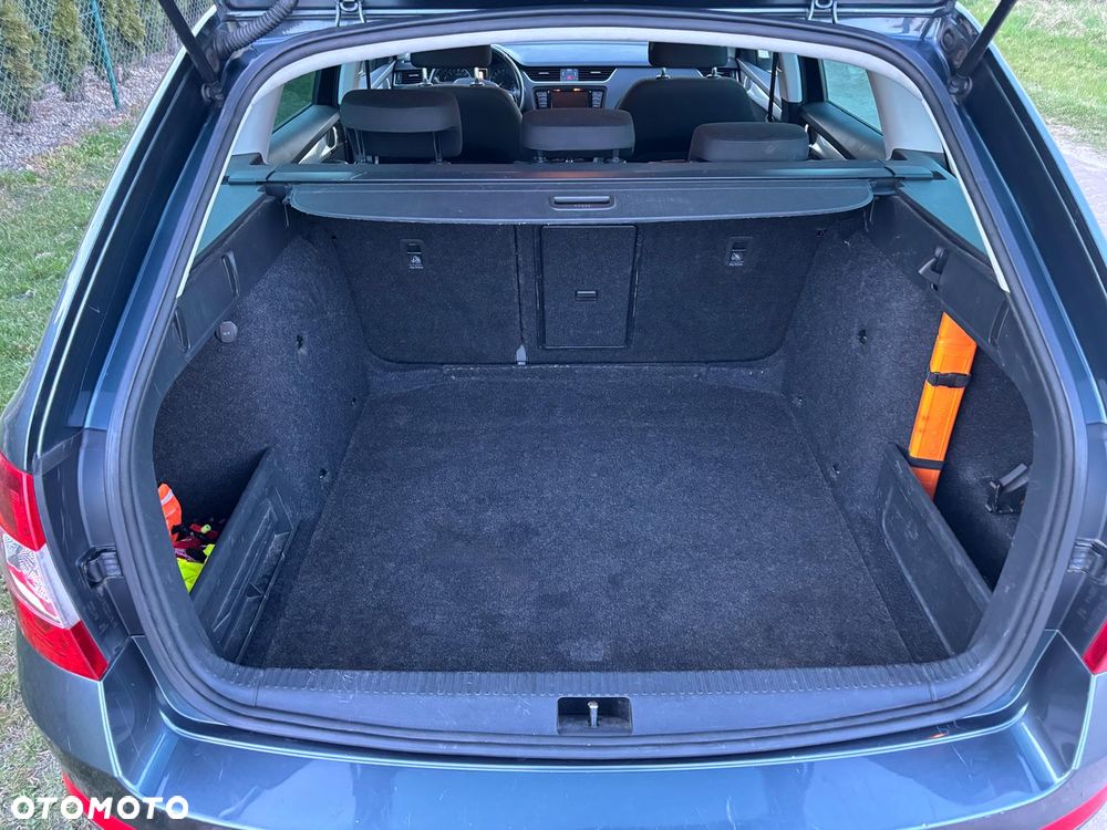 Skoda Octavia 1.6 TDI (Green tec) Ambition - 8