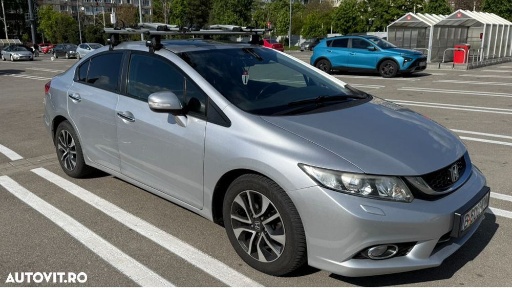 Honda Civic 1.8 MT ES - 1