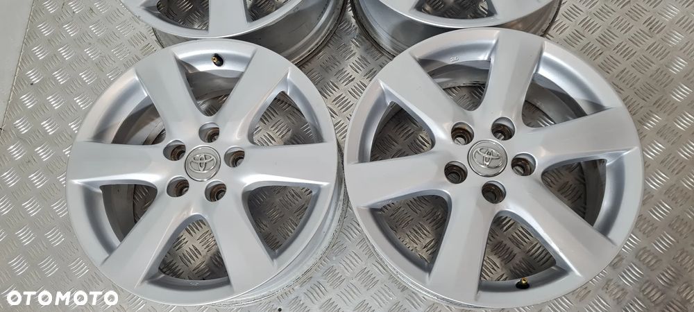 Toyota Rav4 III Felgi Aluminiowe 17 - 7