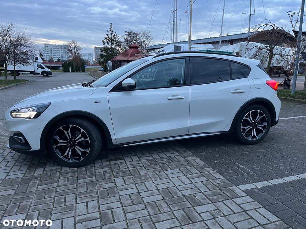 Ford Focus 1.0 EcoBoost Active - 19