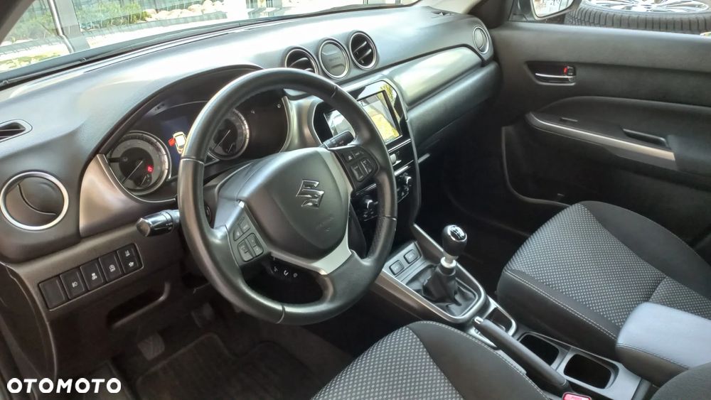 Suzuki Vitara 1.4 Boosterjet SHVS Premium 2WD - 15