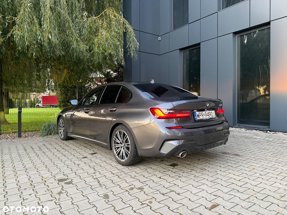 BMW Seria 3 320i M Sport sport - 19