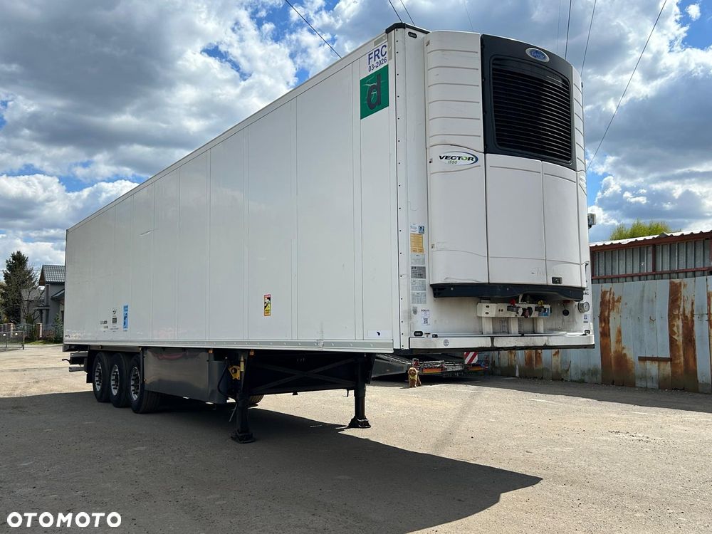 Schmitz Cargobull - 1