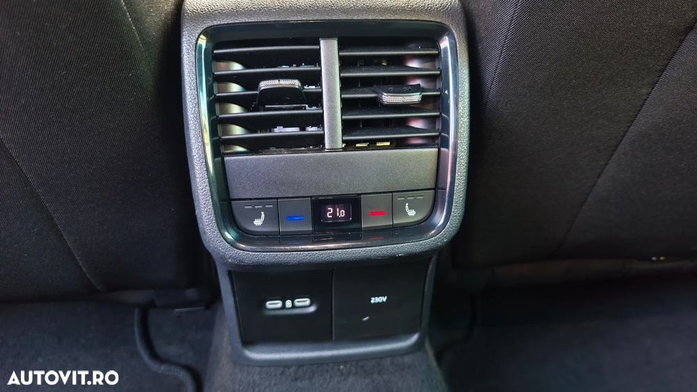 Skoda Octavia 2.0 TDI DSG Tour - 16