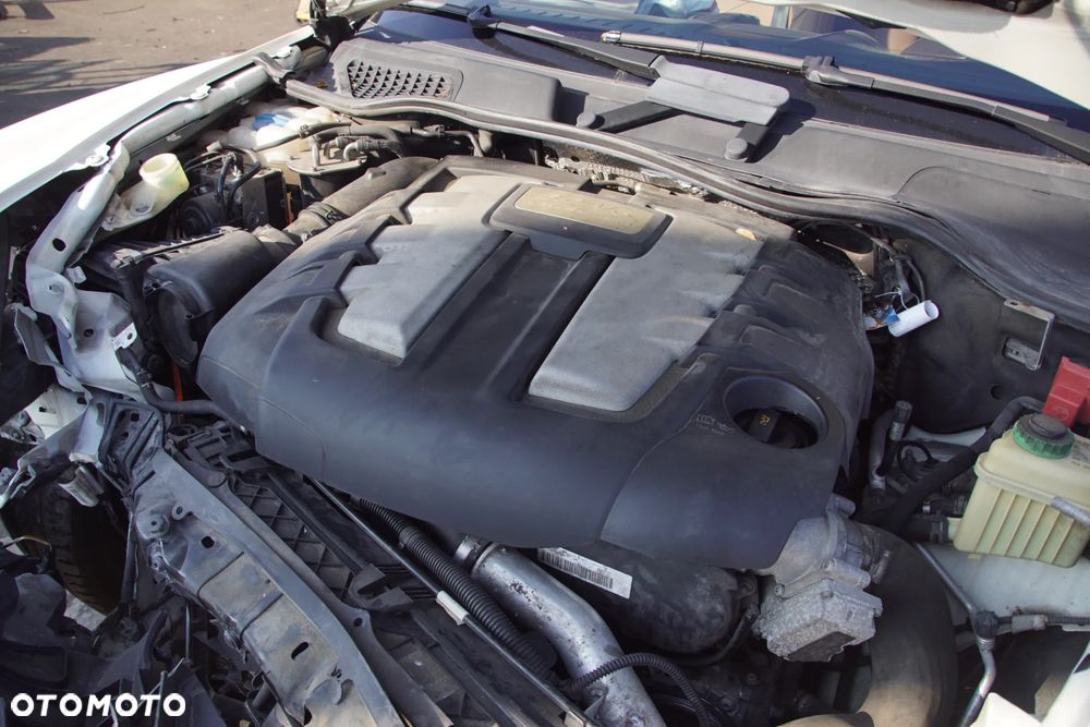 Auto na części - Porsche Cayenne II 3.0 D 239 KM CASA A5904 LR9A 2011R Silnik Skrzynia Drzwi Klapa Błotnik Lampa Lusterko Szyba Klamka Deska Kokpit Sterownik Moduł Czujnik Licznik Kierownica Wyświetlacz Panel - 19