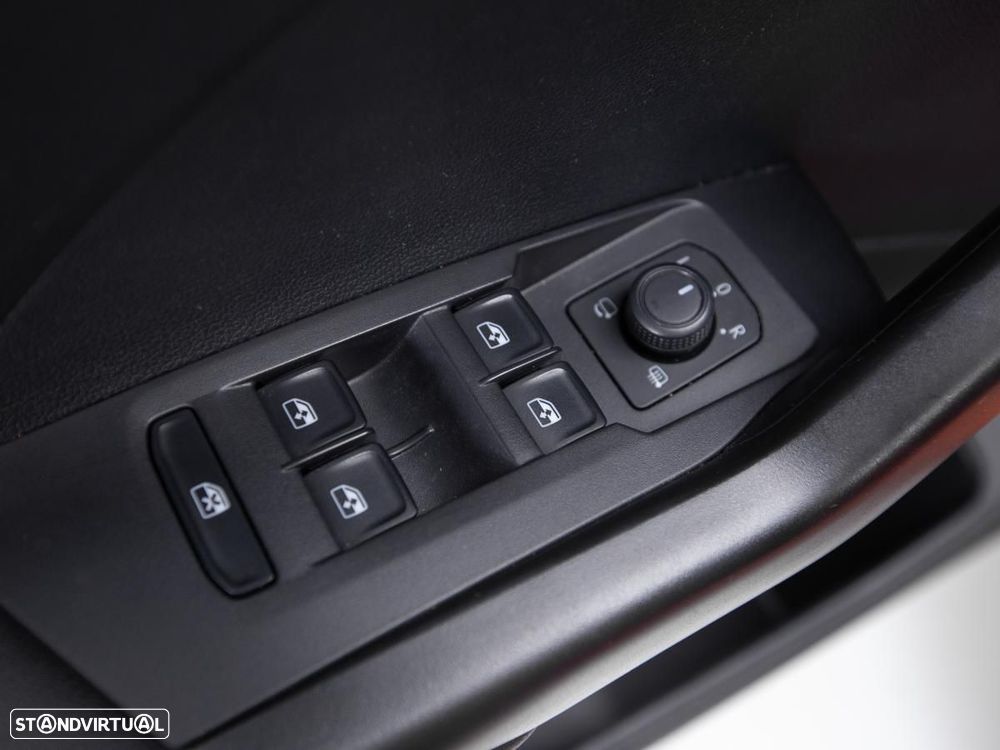 VW T-Cross 1.0 TSI Life - 14