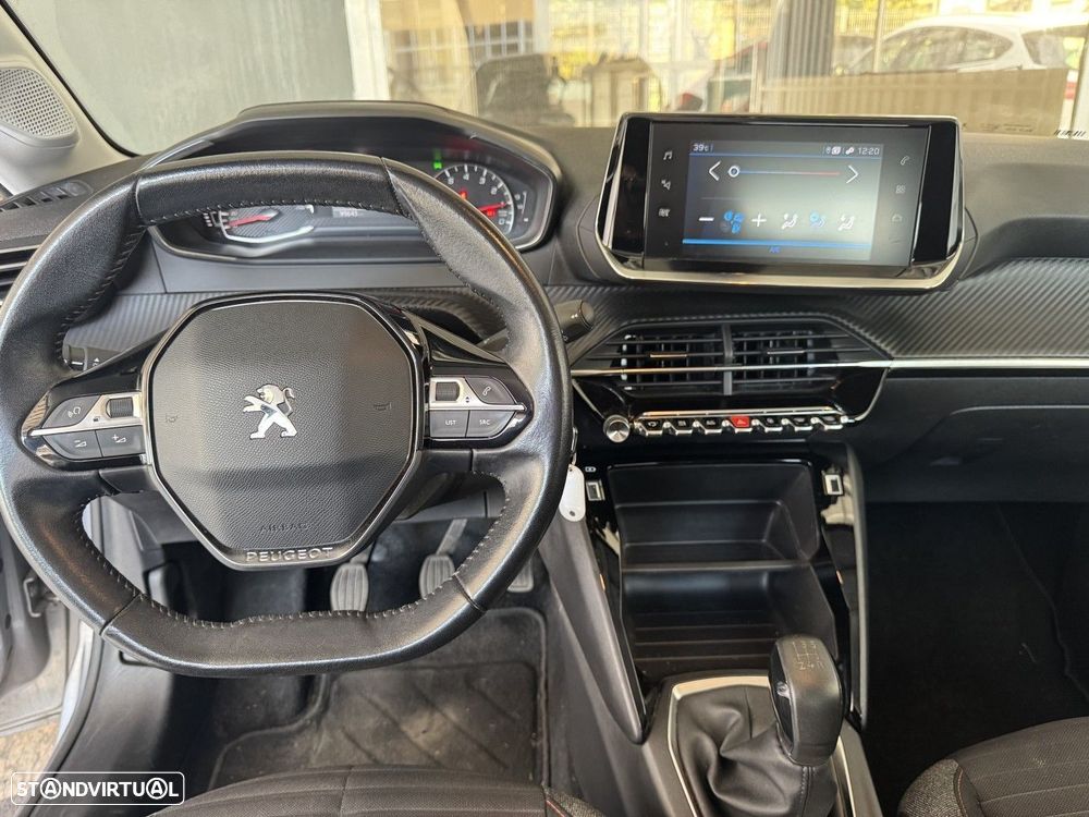 Peugeot 208 1.2 PureTech Active Pack - 11