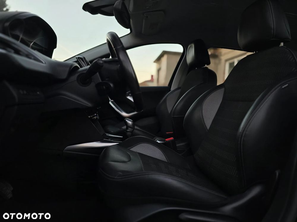 Peugeot 2008 - 17