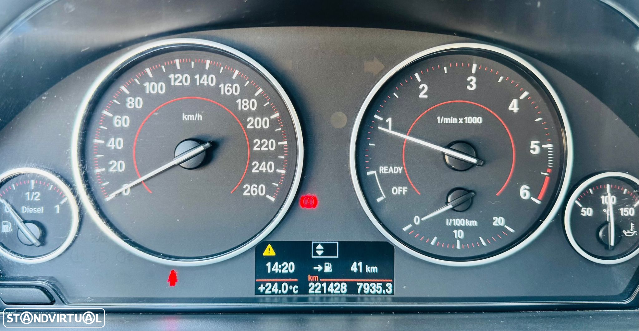 BMW 320 d Touring Pack M - 24