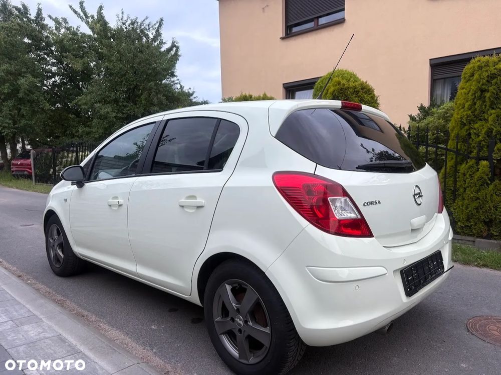 Opel Corsa 1.4 T Color Edition S&S - 8