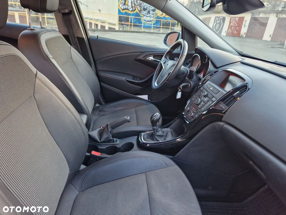 Opel Astra 1.6 CDTI Cosmo - 16