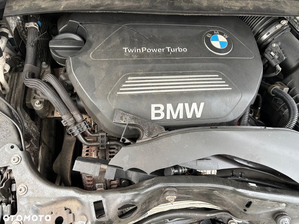 BMW Seria 2 216d - 9